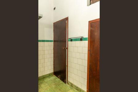 Casa para alugar com 100m², 5 quartos e 2 vagasBanheiro Social