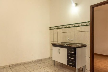 Casa para alugar com 100m², 5 quartos e 2 vagasEdícula-Cozinha