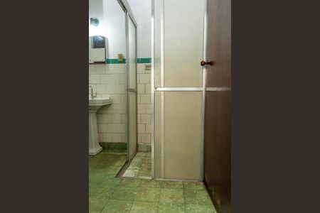 Casa para alugar com 100m², 5 quartos e 2 vagasBanheiro Social