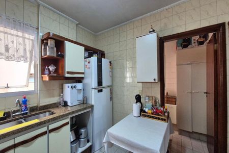 Apartamento à venda com 109m², 3 quartos e 2 vagasCozinha 
