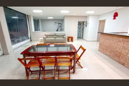 Casa para alugar com 450m², 4 quartos e 2 vagas Casa para alugar com 450m², 4 quartos e 2 vagasÁrea externa