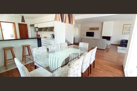 Casa para alugar com 450m², 4 quartos e 2 vagas Casa para alugar com 450m², 4 quartos e 2 vagasSala