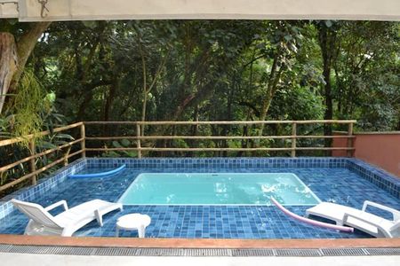 Casa para alugar com 450m², 4 quartos e 2 vagas Casa para alugar com 450m², 4 quartos e 2 vagasÁrea externa