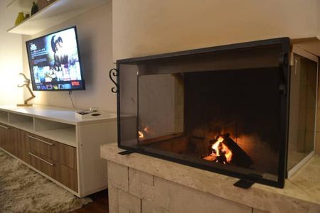 Casa para alugar com 450m², 4 quartos e 2 vagas Casa para alugar com 450m², 4 quartos e 2 vagasSala