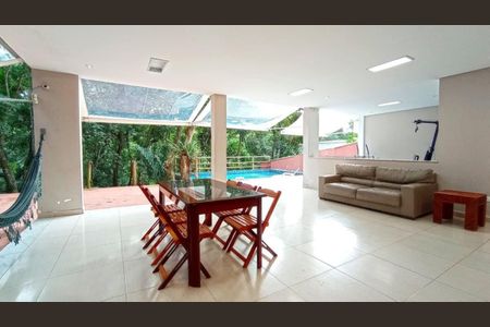 Casa para alugar com 450m², 4 quartos e 2 vagas Casa para alugar com 450m², 4 quartos e 2 vagasÁrea externa