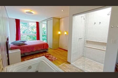 Casa para alugar com 450m², 4 quartos e 2 vagas Casa para alugar com 450m², 4 quartos e 2 vagasQuarto