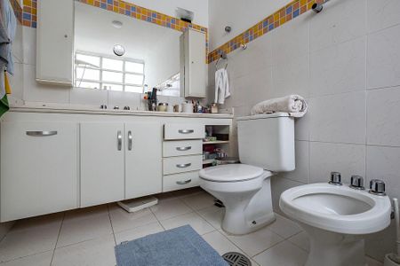 Apartamento à venda com 150m², 3 quartos e 1 vaga Apartamento à venda com 150m², 3 quartos e 1 vagaSuíte
