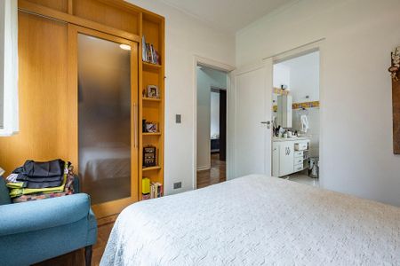 Apartamento à venda com 150m², 3 quartos e 1 vaga Apartamento à venda com 150m², 3 quartos e 1 vagaSuíte