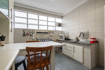 Apartamento à venda com 150m², 3 quartos e 1 vaga Apartamento à venda com 150m², 3 quartos e 1 vagaCozinha