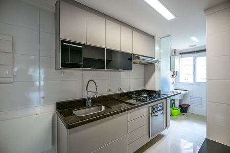 Apartamento à venda com 90m², 2 quartos e 2 vagasCozinha