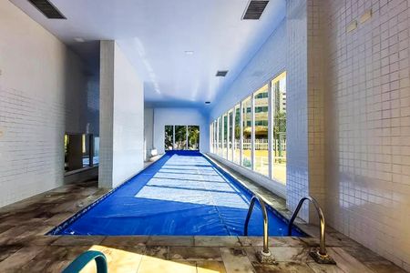 Apartamento à venda com 90m², 2 quartos e 2 vagasPiscina 2