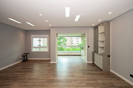 Apartamento à venda com 90m², 2 quartos e 2 vagasSala