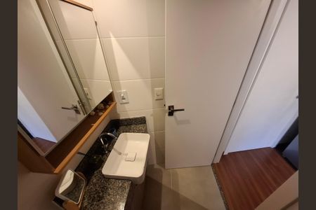 Banheiro  de apartamento para alugar com 1 quarto, 30m² em Centro, Rio de Janeiro