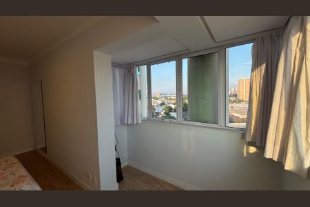 Apartamento à venda com 77m², 3 quartos e 2 vagas Apartamento à venda com 77m², 3 quartos e 2 vagasSuite