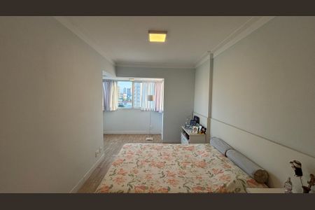 Apartamento à venda com 77m², 3 quartos e 2 vagas Apartamento à venda com 77m², 3 quartos e 2 vagasSuite