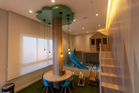 Apartamento à venda com 55m², 2 quartos e 1 vaga Apartamento à venda com 55m², 2 quartos e 1 vagaÁREA COMUM - BRINQUEDOTECA