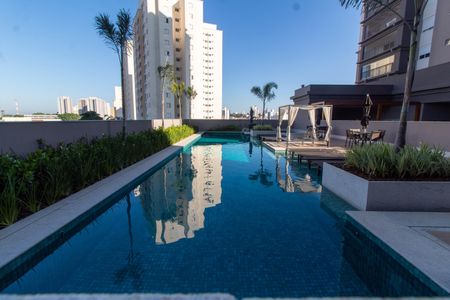 Apartamento à venda com 55m², 2 quartos e 1 vaga Apartamento à venda com 55m², 2 quartos e 1 vagaÁREA COMUM - PISCINA