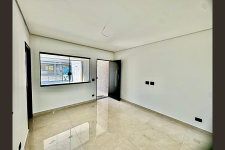 Casa à venda com 210m², 3 quartos e 4 vagasSala