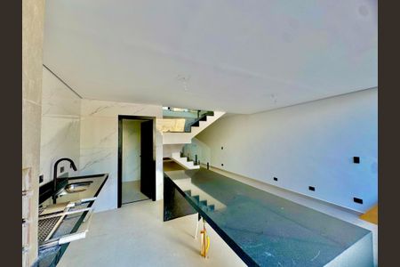 Casa à venda com 210m², 3 quartos e 4 vagasEspaço Gourmet