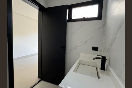 Casa à venda com 210m², 3 quartos e 4 vagasBanheiro 2