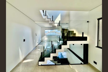 Casa à venda com 210m², 3 quartos e 4 vagasSala
