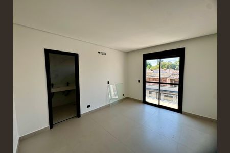 Casa à venda com 210m², 3 quartos e 4 vagasSuíte 1