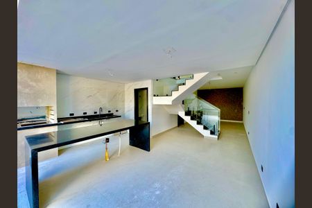Casa à venda com 210m², 3 quartos e 4 vagasEspaço Gourmet