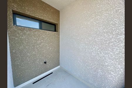 Casa à venda com 210m², 3 quartos e 4 vagasSacada da Suíte 1