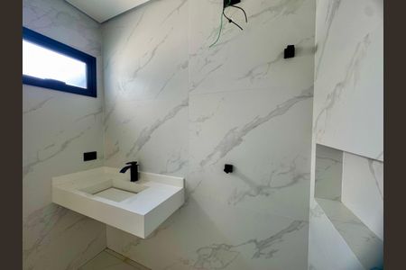 Casa à venda com 210m², 3 quartos e 4 vagasBanheiro 2