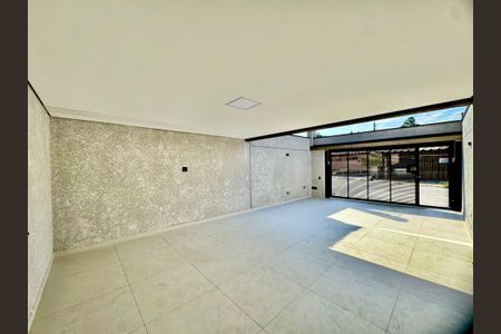 Casa à venda com 210m², 3 quartos e 4 vagasGaragem