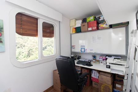 Apartamento à venda com 96m², 2 quartos e 1 vagaEscritório