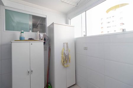 Apartamento à venda com 96m², 2 quartos e 1 vagaÁrea de Serviço