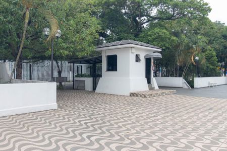 Apartamento à venda com 96m², 2 quartos e 1 vagaPortaria