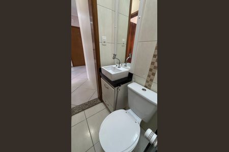 Apartamento à venda com 53m², 2 quartos e 1 vaga Apartamento à venda com 53m², 2 quartos e 1 vagaBanheiro