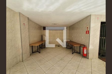 Apartamento para alugar com 65m², 2 quartos e sem vagaÁrea comum