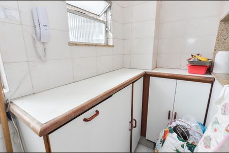 Apartamento para alugar com 65m², 2 quartos e sem vagaÁrea de Serviço