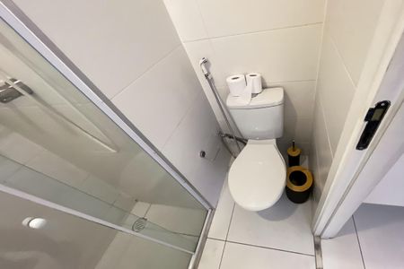 Apartamento à venda com 41m², 0 quarto e sem vaga Apartamento à venda com 41m², 0 quarto e sem vagaBanheiro social