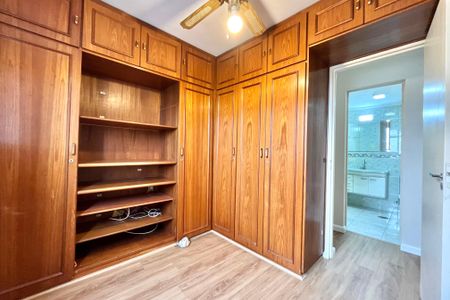 Apartamento à venda com 62m², 2 quartos e 2 vagas Apartamento à venda com 62m², 2 quartos e 2 vagasQuarto 2