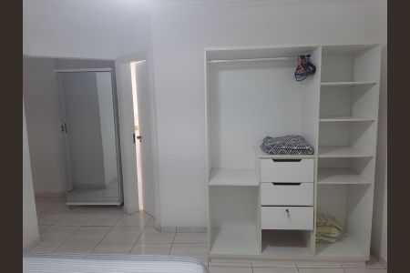 Quarto de apartamento para alugar com 3 quartos, 190m² em Canto do Forte, Praia Grande