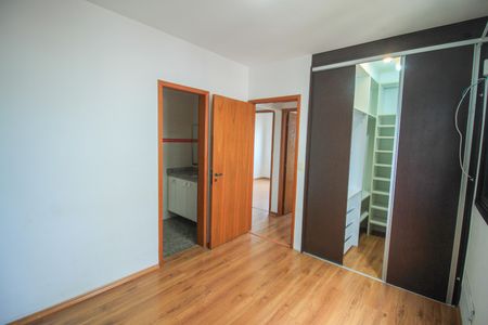 Apartamento à venda com 90m², 4 quartos e 2 vagas