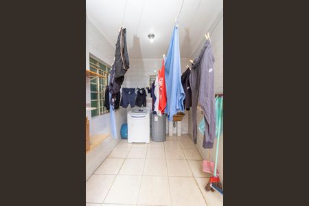 Casa para alugar com 100m², 2 quartos e 2 vagasÁrea de Serviço