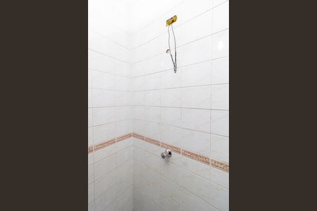 Casa para alugar com 100m², 2 quartos e 2 vagasBanheiro