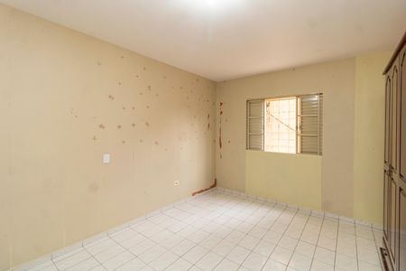 Casa para alugar com 100m², 2 quartos e 2 vagasQuarto 2