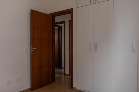 Apartamento à venda com 111m², 3 quartos e 2 vagas Apartamento à venda com 111m², 3 quartos e 2 vagasQuarto 2