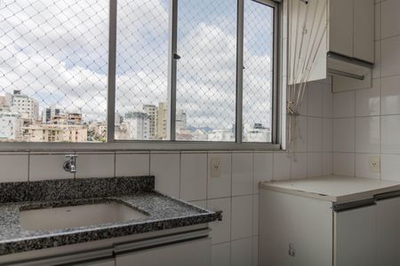 Apartamento à venda com 111m², 3 quartos e 2 vagas Apartamento à venda com 111m², 3 quartos e 2 vagasÁrea de Serviço