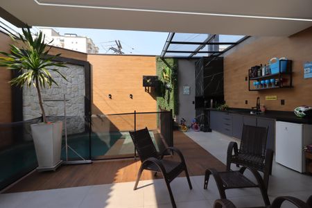 Casa à venda com 180m², 3 quartos e 3 vagasÁrea Gourmet do Térreo