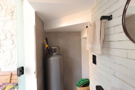 Casa à venda com 180m², 3 quartos e 3 vagasLavabo da Área Gourmet do Térreo