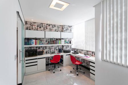 Apartamento à venda com 143m², 4 quartos e 2 vagasCobertura - Quarto 3