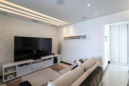 Apartamento à venda com 143m², 4 quartos e 2 vagasCobertura - Sala 2