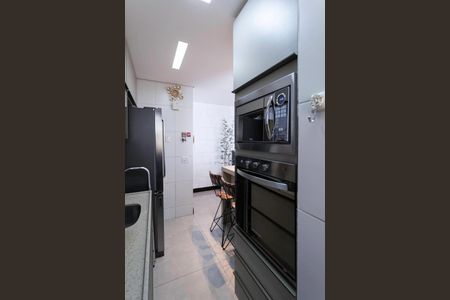 Apartamento à venda com 143m², 4 quartos e 2 vagasCozinha